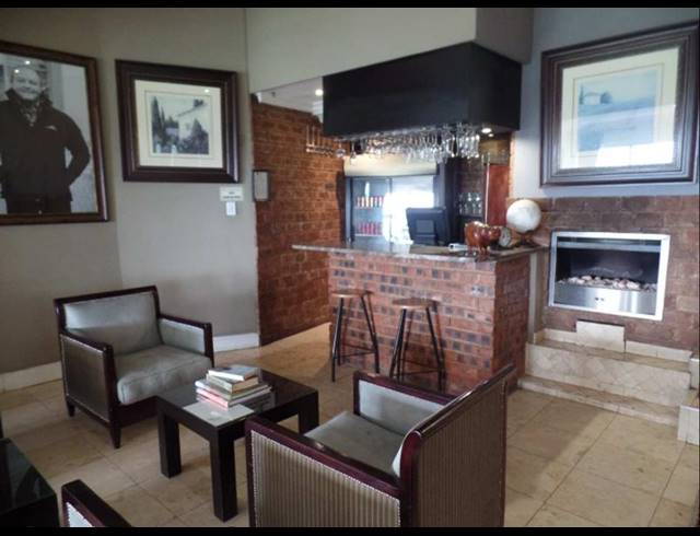 9 BEDROOM HOUSE FOR SALE IN GROENKLOOF